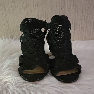 Vince Camuto - Esten Perforated Leather Sandal